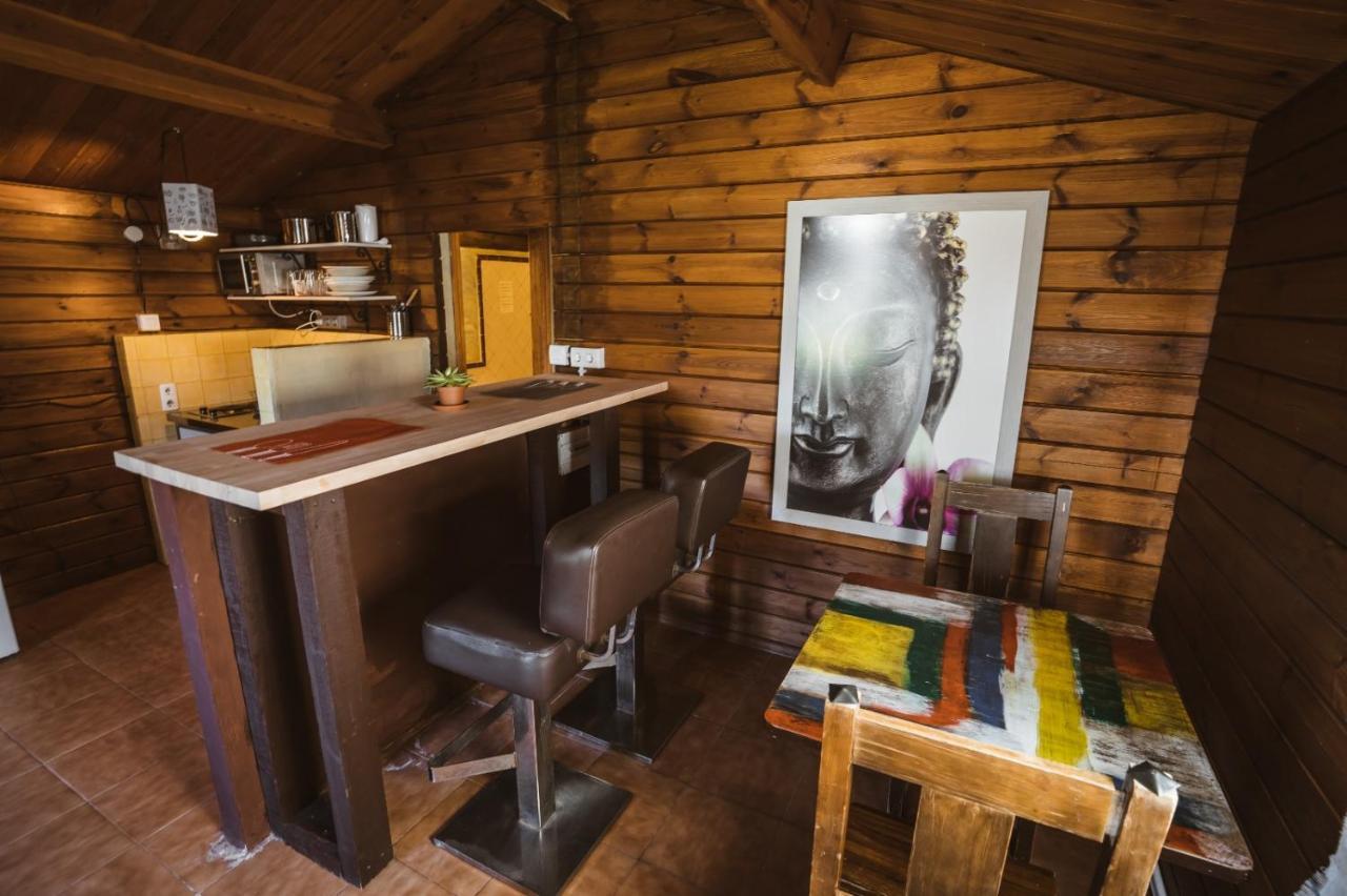 Fuente Del Lobo Glamping & Bungalows - Adults Only Pinos Genil Exterior photo