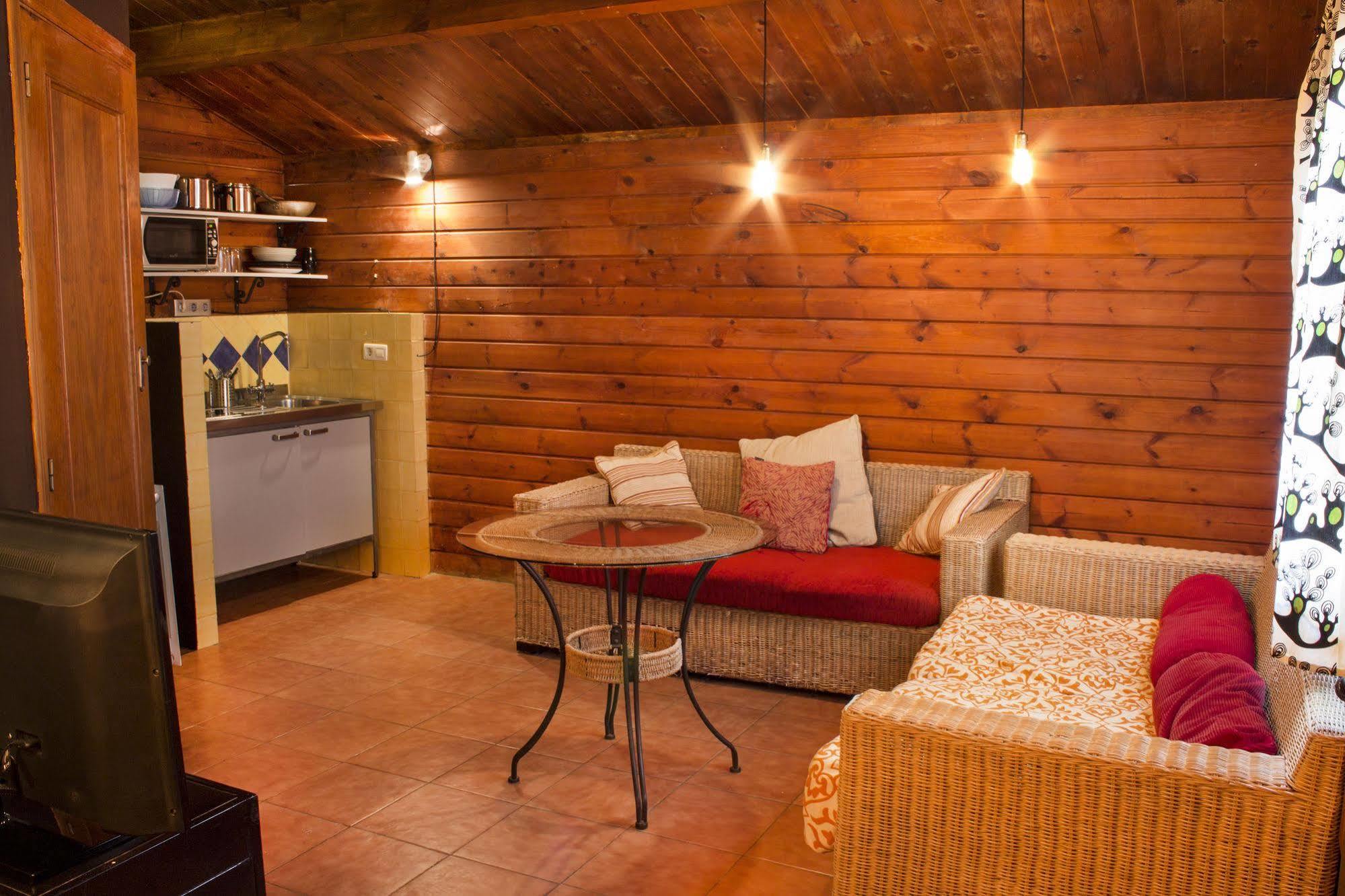 Fuente Del Lobo Glamping & Bungalows - Adults Only Pinos Genil Exterior photo